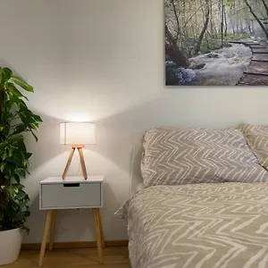 55 M2 Stylish With Balcony & Parking Apartament