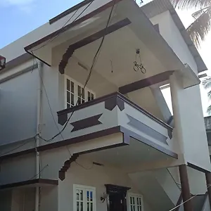 https://frangipani-holiday-home.kerala-hotels.net